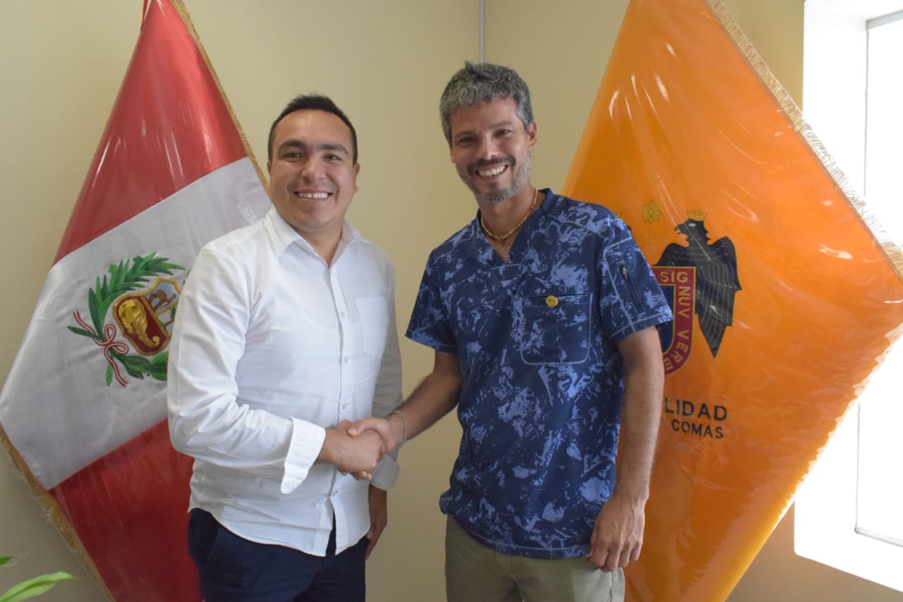 Comas: Acuerdan realizar campaña Los animales me importan y el Medio Ambiente también.