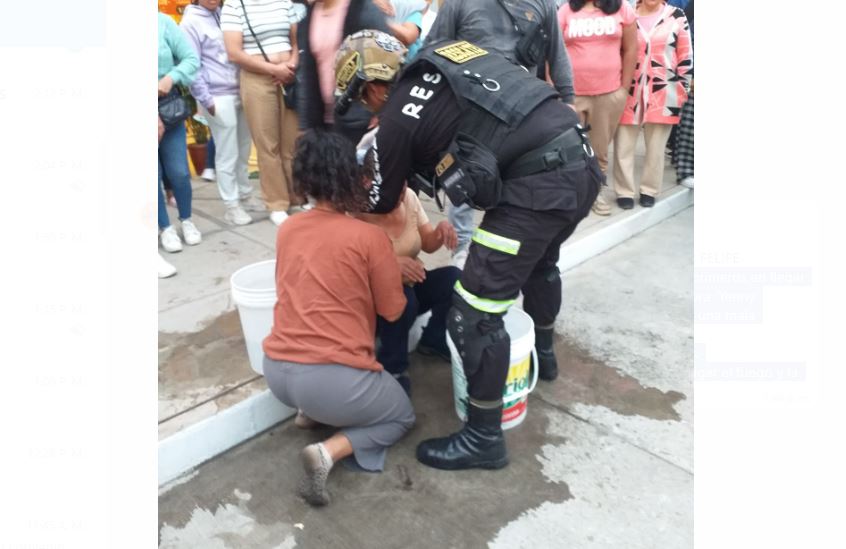 SERENOS Y PARAMÉDICOS   RESCATAN A HERIDOS DE INCENDIO EN LA AV. SAN FELIPE