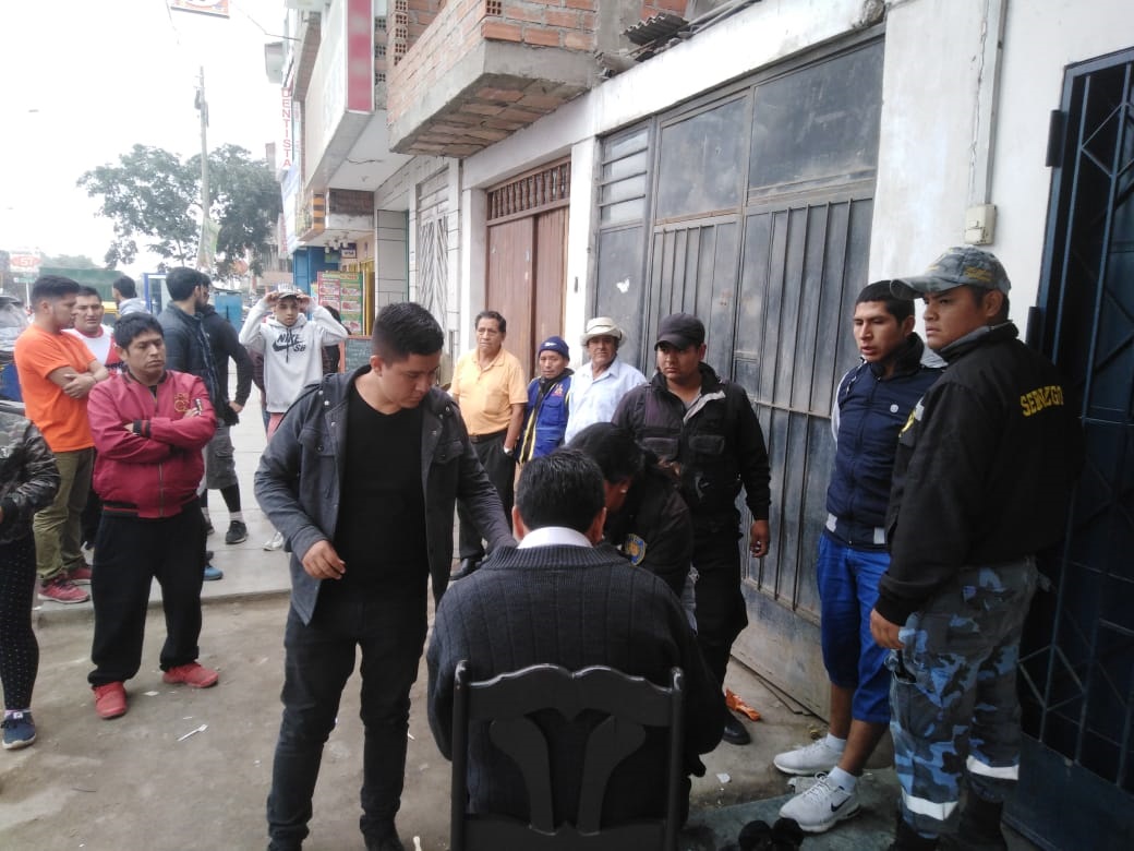Capturan a delincuente que robó celular a transeúnte