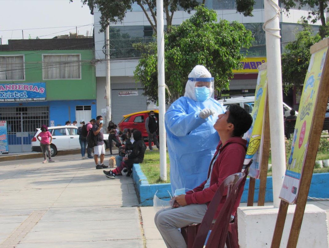 LUCHA CONTRA COVID 19 NO SE DETIENE EN COMAS SIGUEN PRUEBAS MOLECULARES