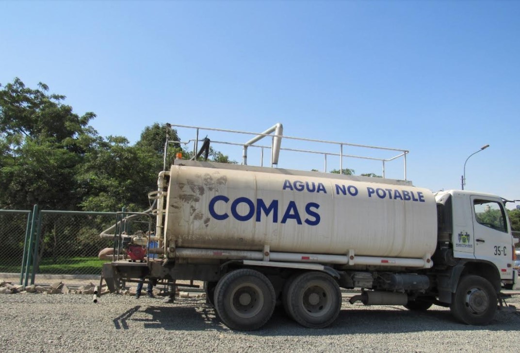 COMAS BUSCA Y ENCUENTRA AGUA EN SUBSUELO PARA REGAR ÁREAS VERDES. GRAN TRABAJO DE LUCHA CONTRA CONTAMINACIÓN