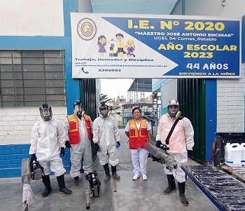 AGRESIVA CAMPAÑA CONTRA EL ZANCUDO TRANSMISOR DEL DENGUE EN LOS COLEGIOS DE COMAS