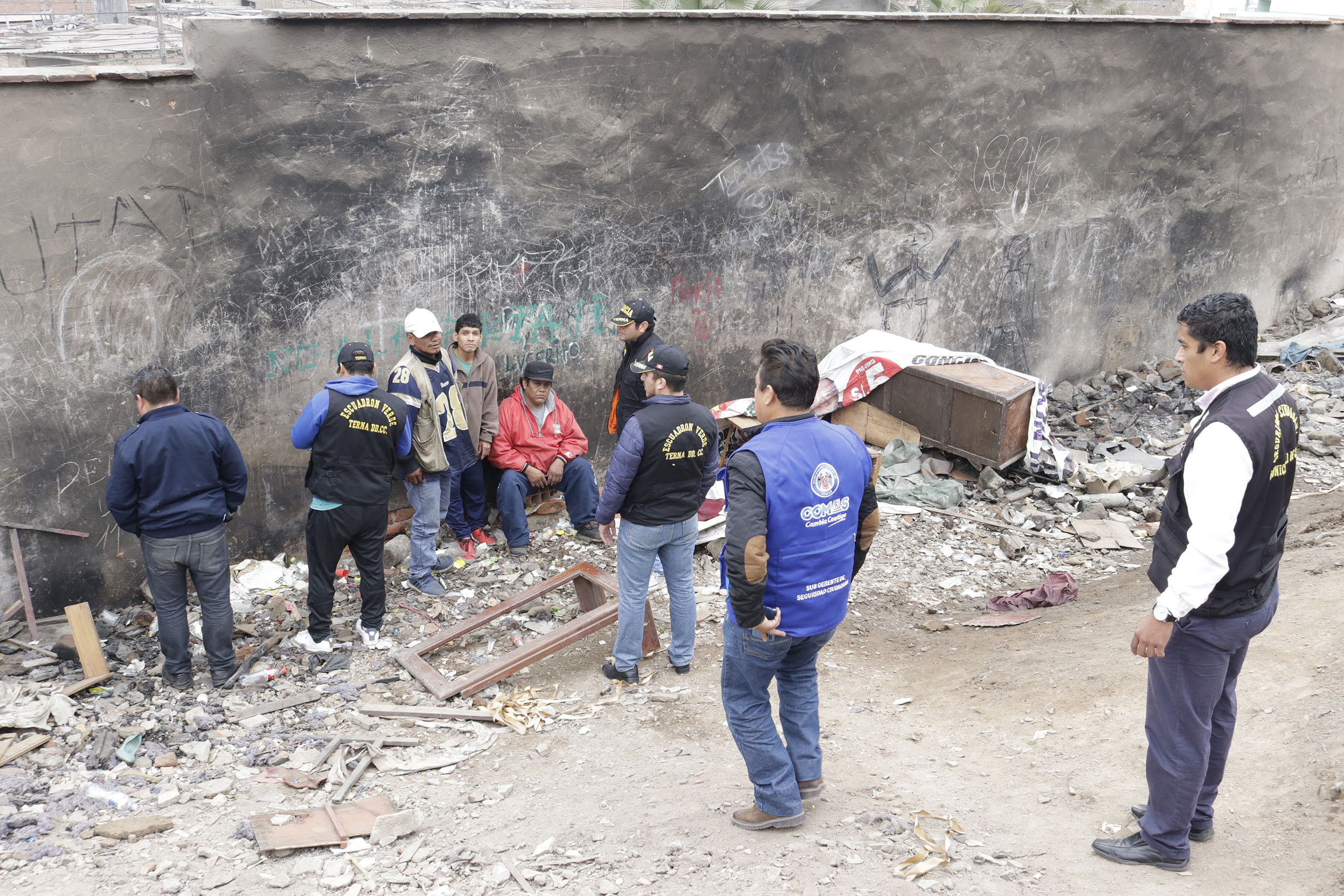 Municipalidad de Comas y Policía Nacional realizan operativo para erradicar el consumo de drogas y delincuencia.