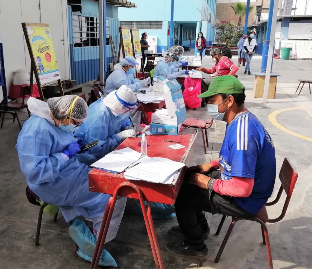 MÁS PRUEBAS MOLECULARES CONTRA COVID 19 SE REALIZARON EN COMAS