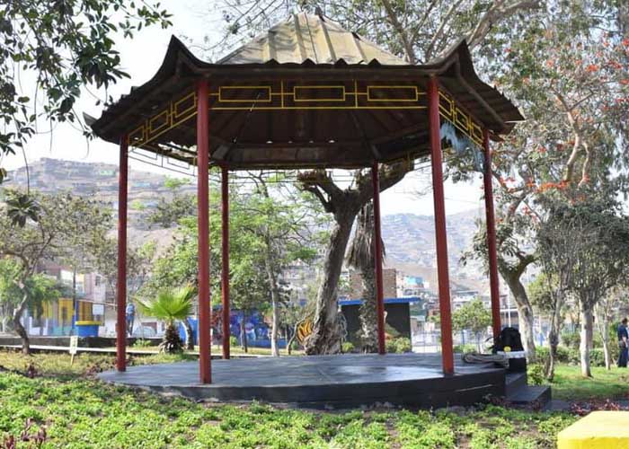 ¡HISTÓRICO! INSTALAN POR PRIMERA VEZ EN FALDA DE CERRO DE COMAS SISTEMA DE REGADIO POR ASPERSIÒN EN