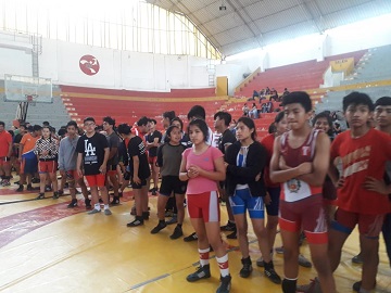 Municipalidad de Comas, a través de la Gerencia de Desarrollo Humano, incentiva el deporte de lucha libre en complejo deportivo Micaela Bastidas de urbanización la Pascana.