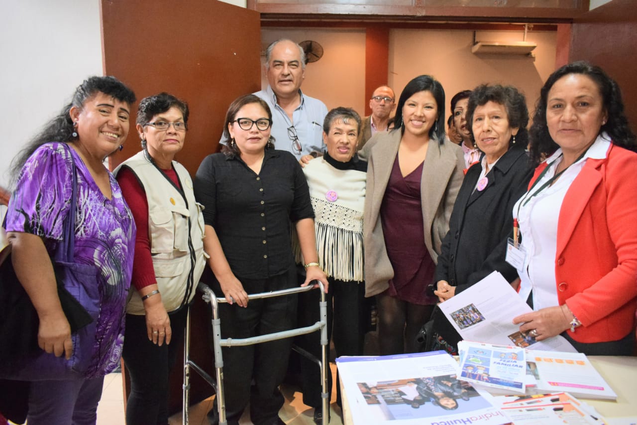 Más de 150 personas presentes en mesa de concertación de género en Comas