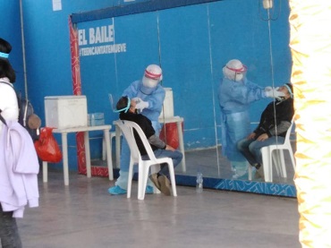 REALIZAN PRUEBA MOLECULAR A MUNICIPALES DE COMAS PARA DETECTAR CASOS DE COVID 19