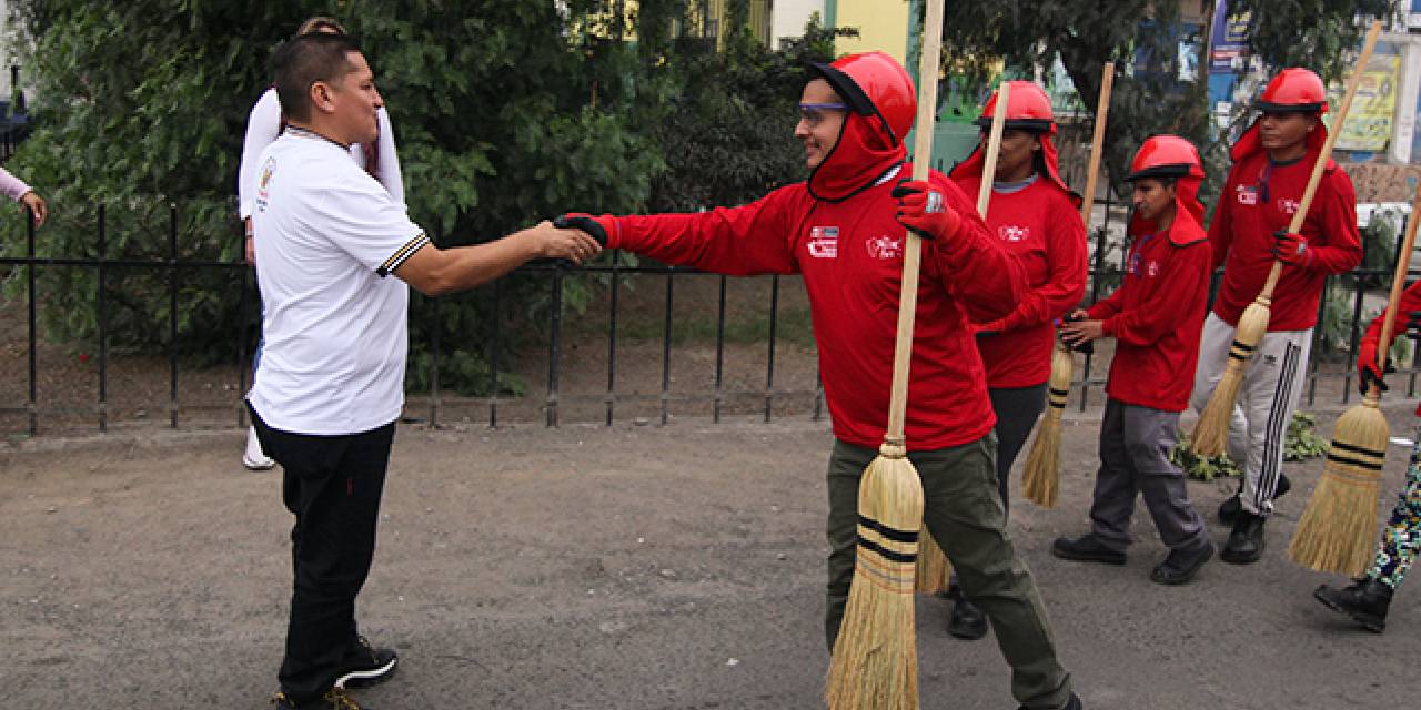 ALCALDE ULISES VILLEGAS LIDERA LOS TRABAJOS DEL PROGRAMA SOCIAL LURAWI EN COMAS